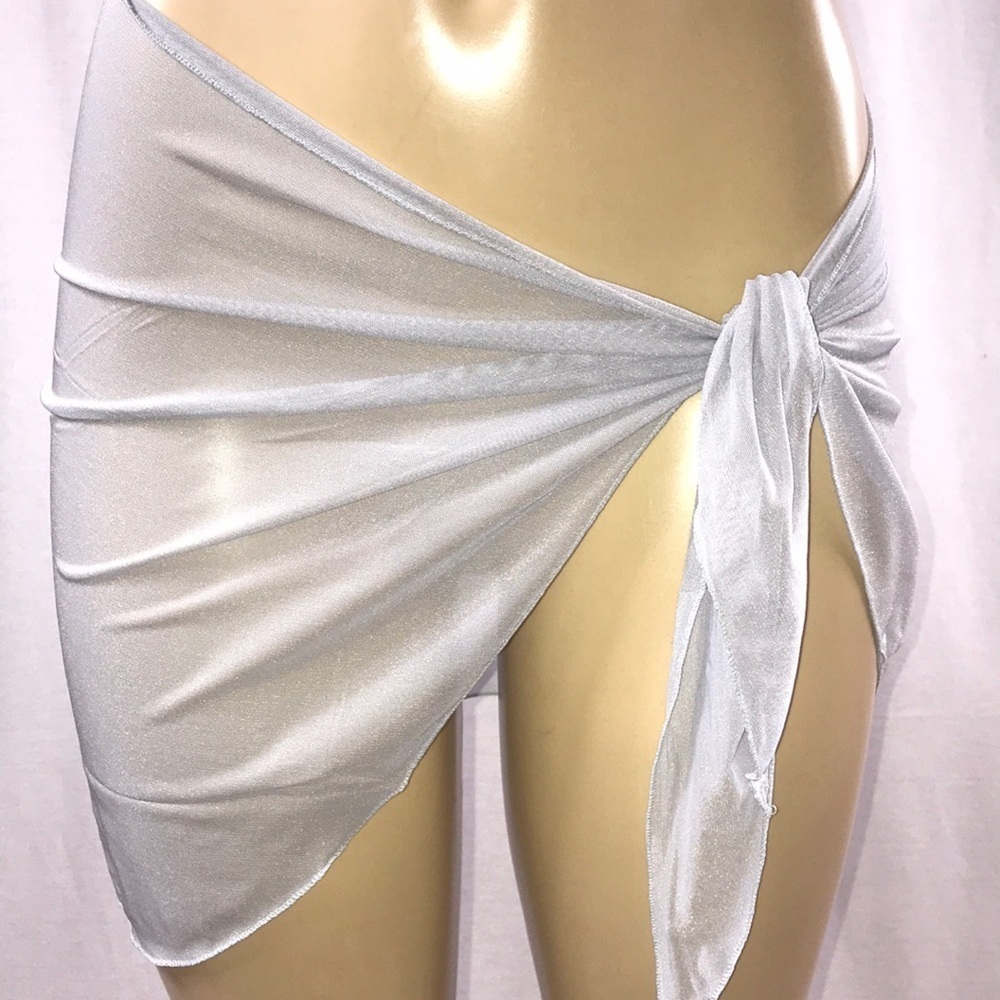 Zuliana Short Sarong Made in USA. New With Tags